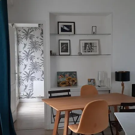 Les Terrasses Benoit Apartment *